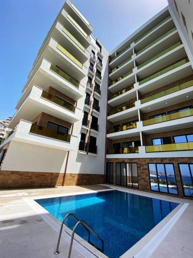 Luxury - Golden * Sarandë
