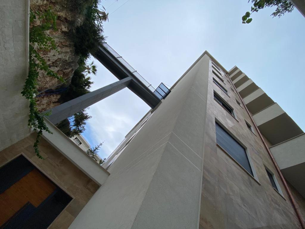 Luxury - Golden Sarandë